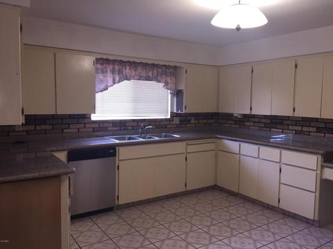 10639 E Boulder Dr, Apache Junction, AZ 85120 photo 3
