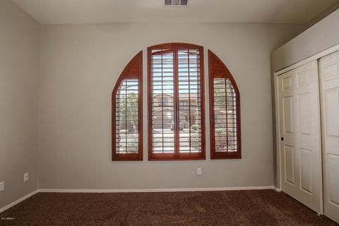 1046 E Phelps St, Gilbert, AZ 85295 photo 2