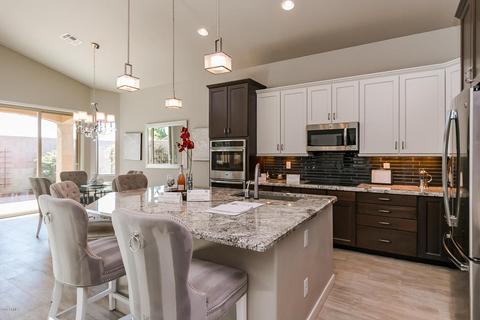 807 E Rawhide Ct, Gilbert, AZ 85296 photo 4
