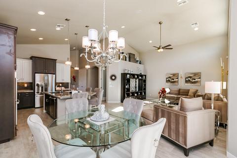 807 E Rawhide Ct, Gilbert, AZ 85296 photo 2