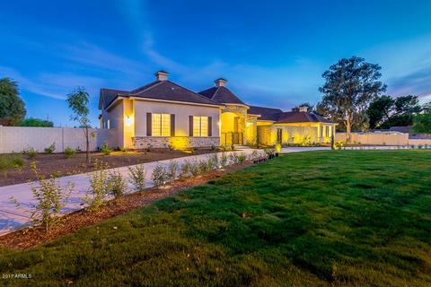 815 Elliot Rd, Gilbert, AZ 85234 photo 2