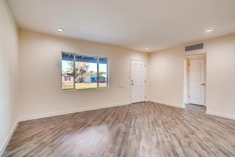 2240 E Monterey Way, Phoenix, AZ 85016 photo 6