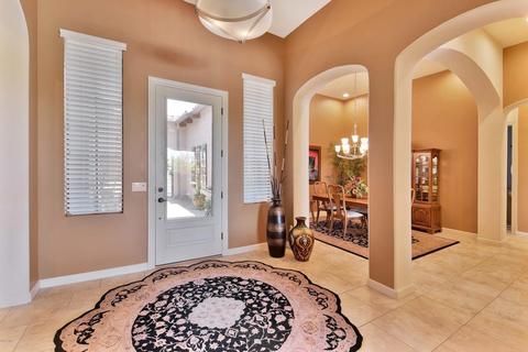 8415 E Leonora St, Mesa, AZ 85207 photo 4