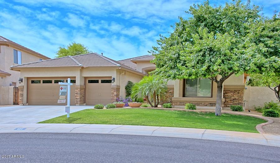 4211 E Dubois Ave, Gilbert, AZ 85298 photo 1
