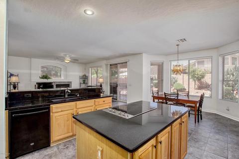 4412 E Williams Dr, Phoenix, AZ 85050 photo 8