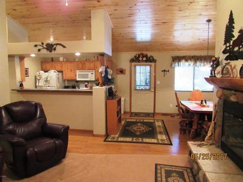 2651 Lodge Loop, Overgaard, AZ 85933 photo 13