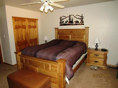 2651 Lodge Loop, Overgaard, AZ 85933 photo 8