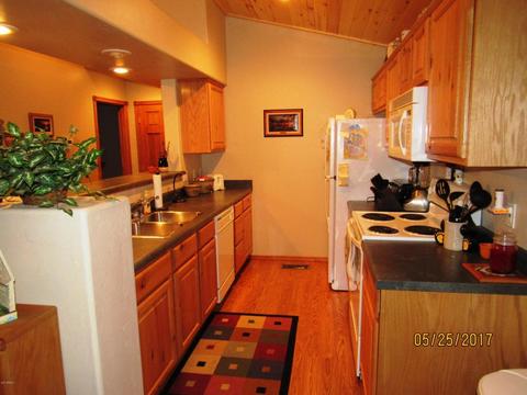 2651 Lodge Loop, Overgaard, AZ 85933 photo 4