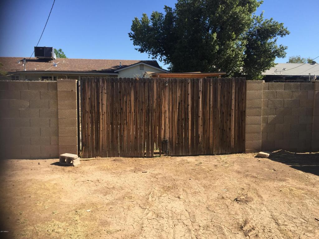 4433 N 68th Dr, Phoenix, AZ 85033 photo 6