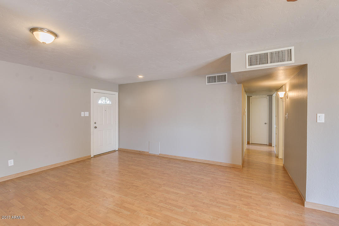 4433 N 68th Dr, Phoenix, AZ 85033 photo 12