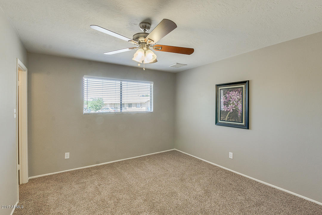 4433 N 68th Dr, Phoenix, AZ 85033 photo 18