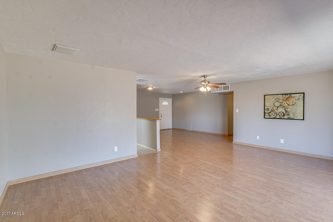 4433 N 68th Dr, Phoenix, AZ 85033 photo 11