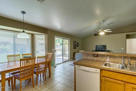 2075 E Stottler Ct, Gilbert, AZ 85296 photo 12