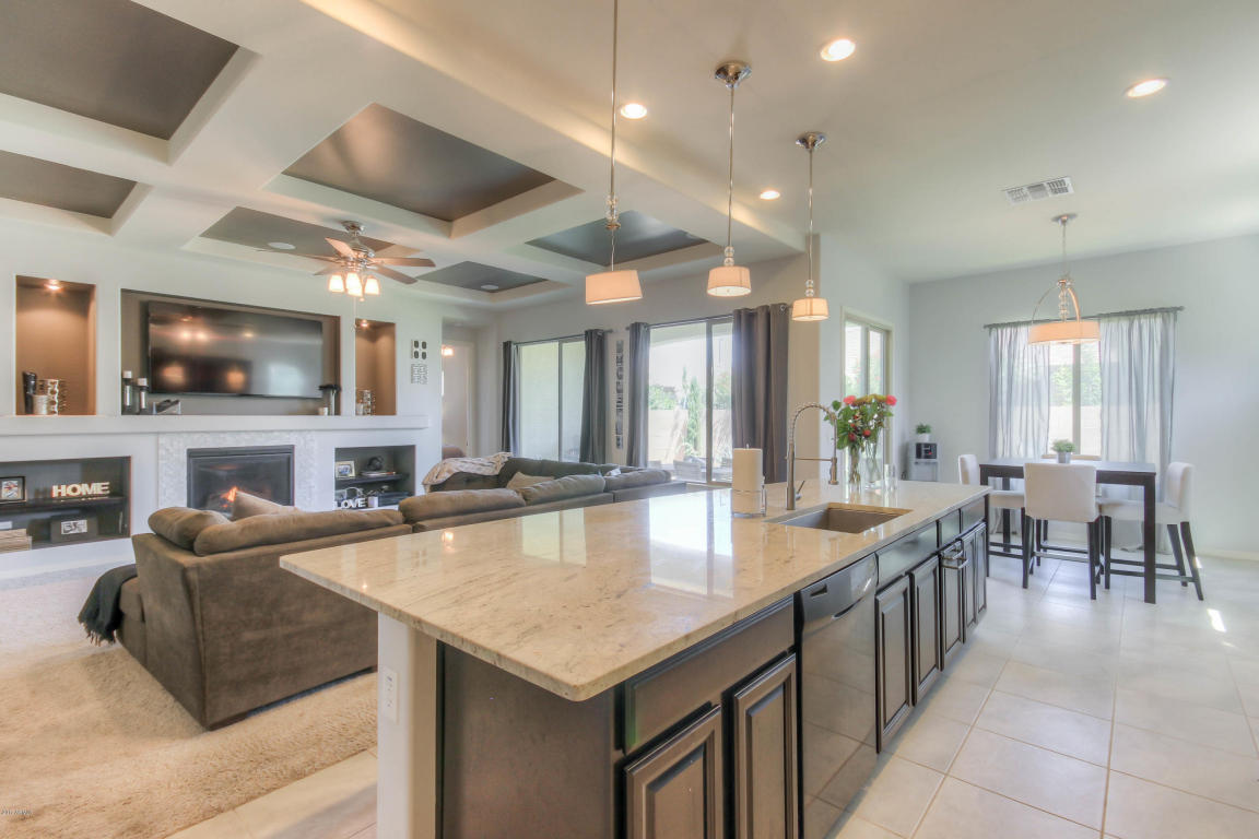 2858 E Ridgewood Ln, Gilbert, AZ 85298 photo 8