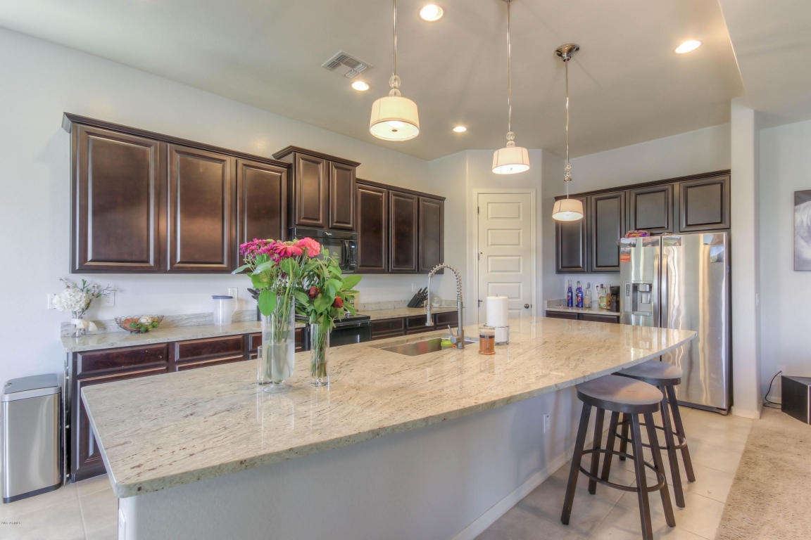2858 E Ridgewood Ln, Gilbert, AZ 85298 photo 6