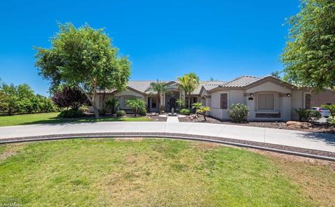 2935 E Superstition Dr, Gilbert, AZ 85297 photo 3