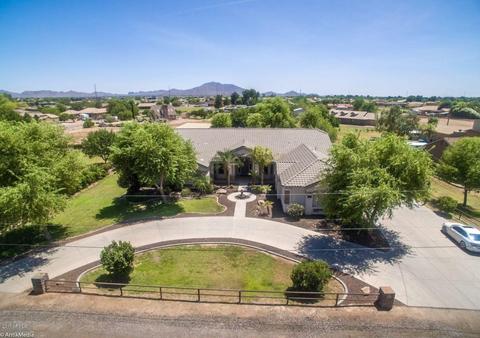 2935 E Superstition Dr, Gilbert, AZ 85297 photo 2