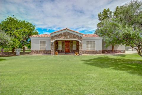 3290 E Arianna Ct, Gilbert, AZ 85298 photo 1