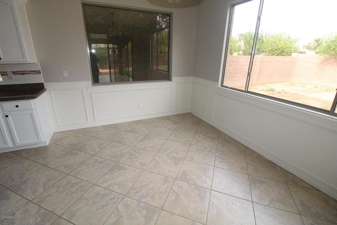 592 E Mary Ct, Gilbert, AZ 85295 photo 17