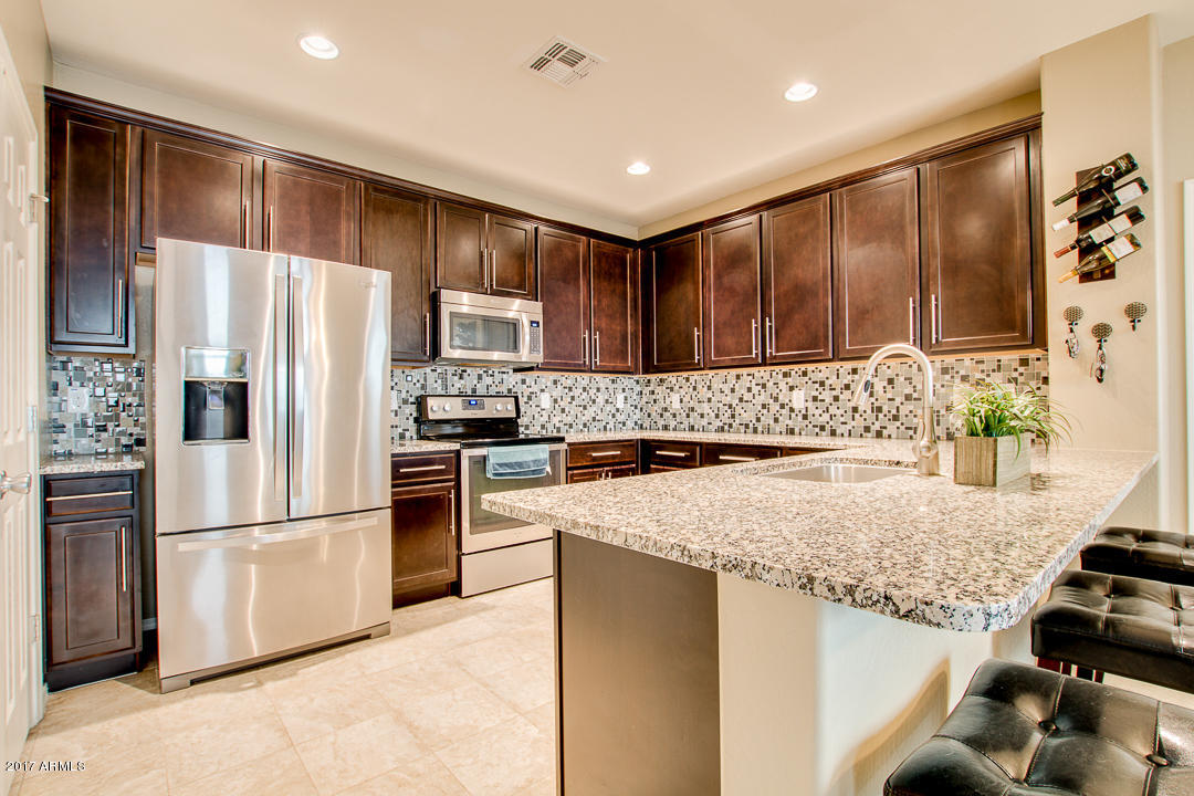 3620 E Larson Ln, Gilbert, AZ 85295 photo 10