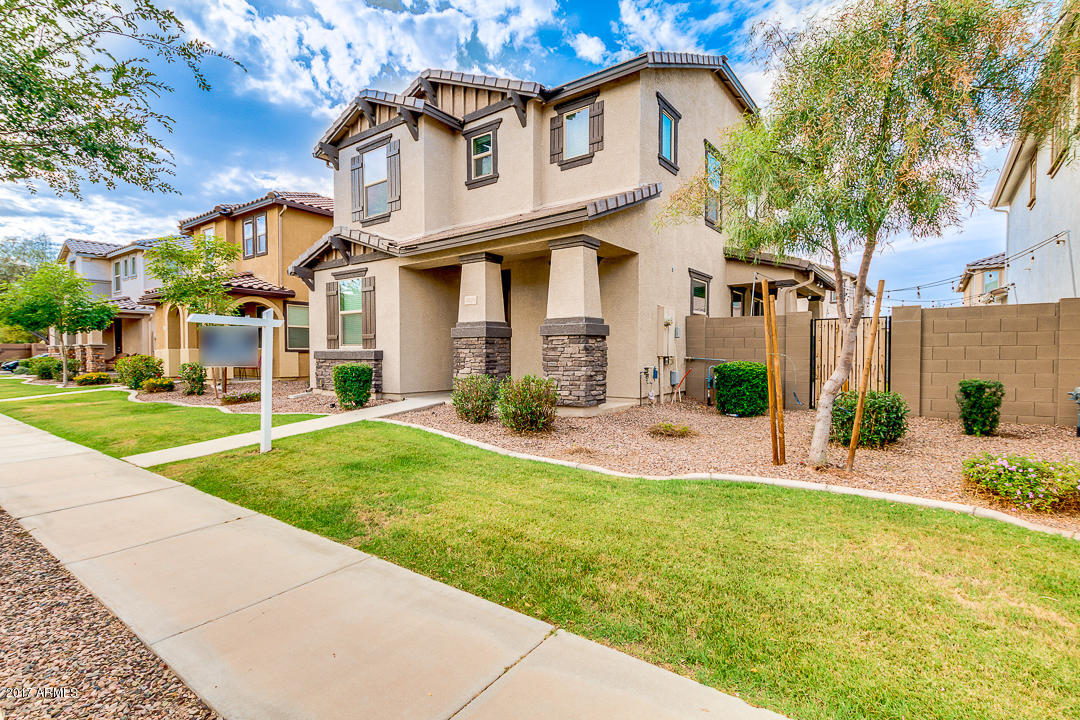 3620 E Larson Ln, Gilbert, AZ 85295 photo 2