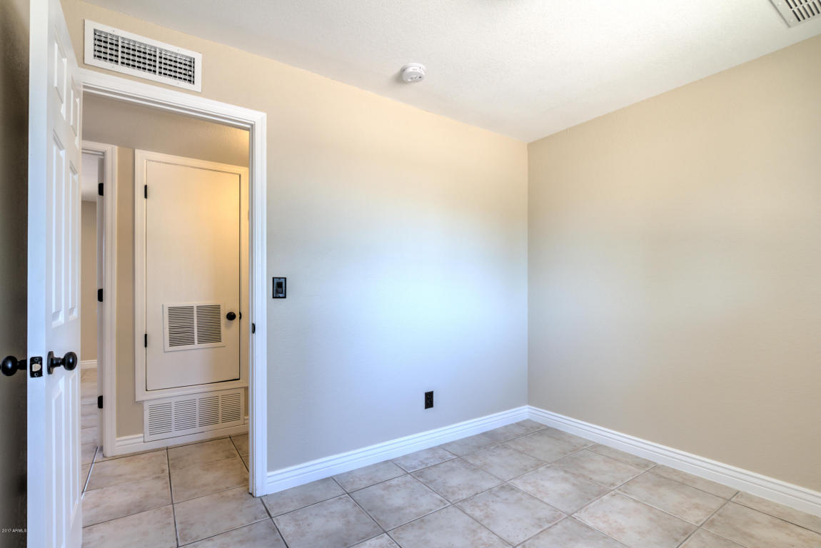 7526 E Dewan Cir, Mesa, AZ 85208 photo 17