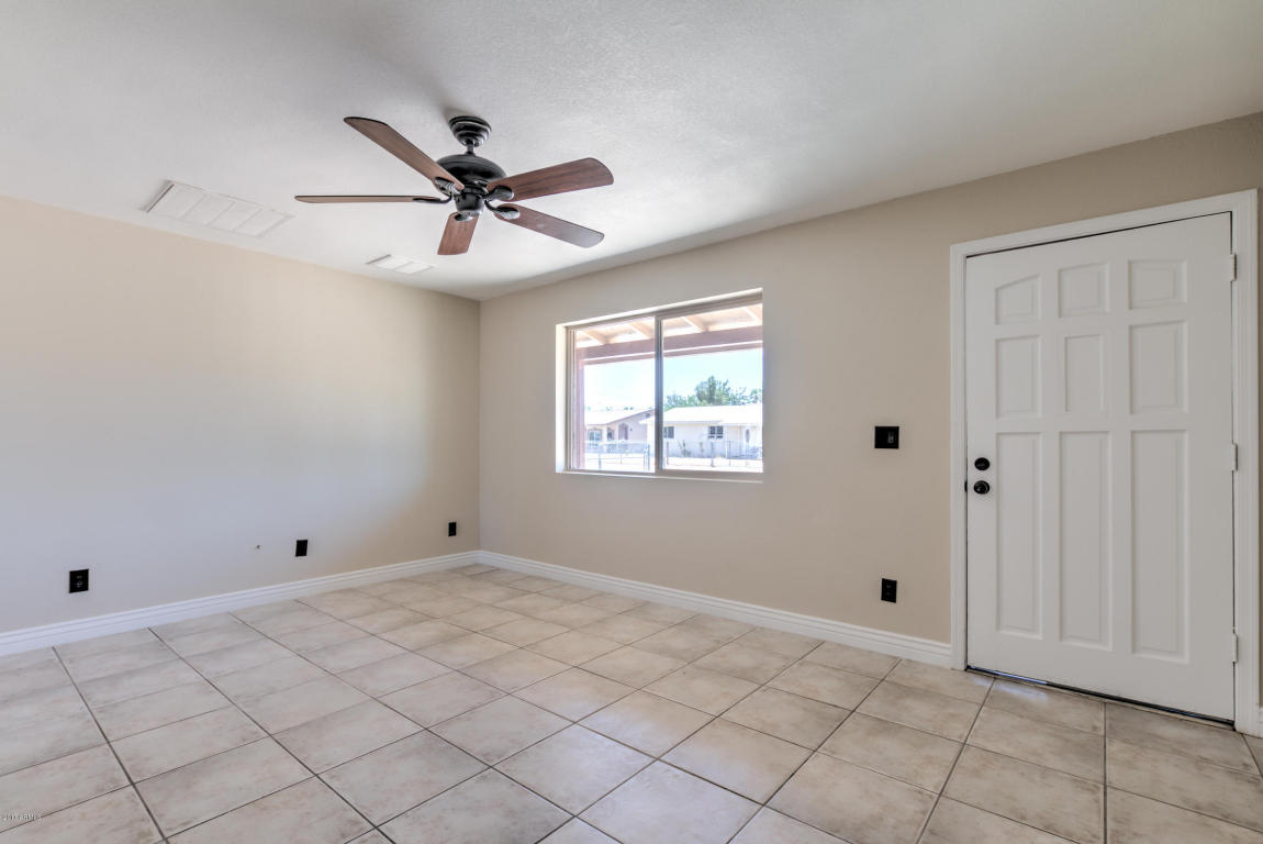7526 E Dewan Cir, Mesa, AZ 85208 photo 4