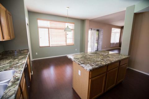 891 S Apache Dr, Chandler, AZ 85224 photo 6
