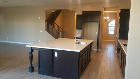 4627 E Navigator Ln, Phoenix, AZ 85050 photo 2