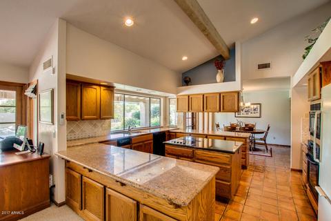 511 E Citation Ln, Tempe, AZ 85284 photo 17