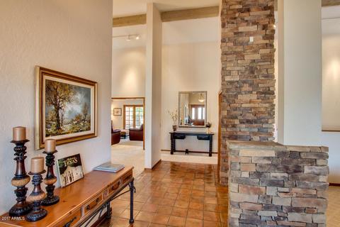 511 E Citation Ln, Tempe, AZ 85284 photo 8