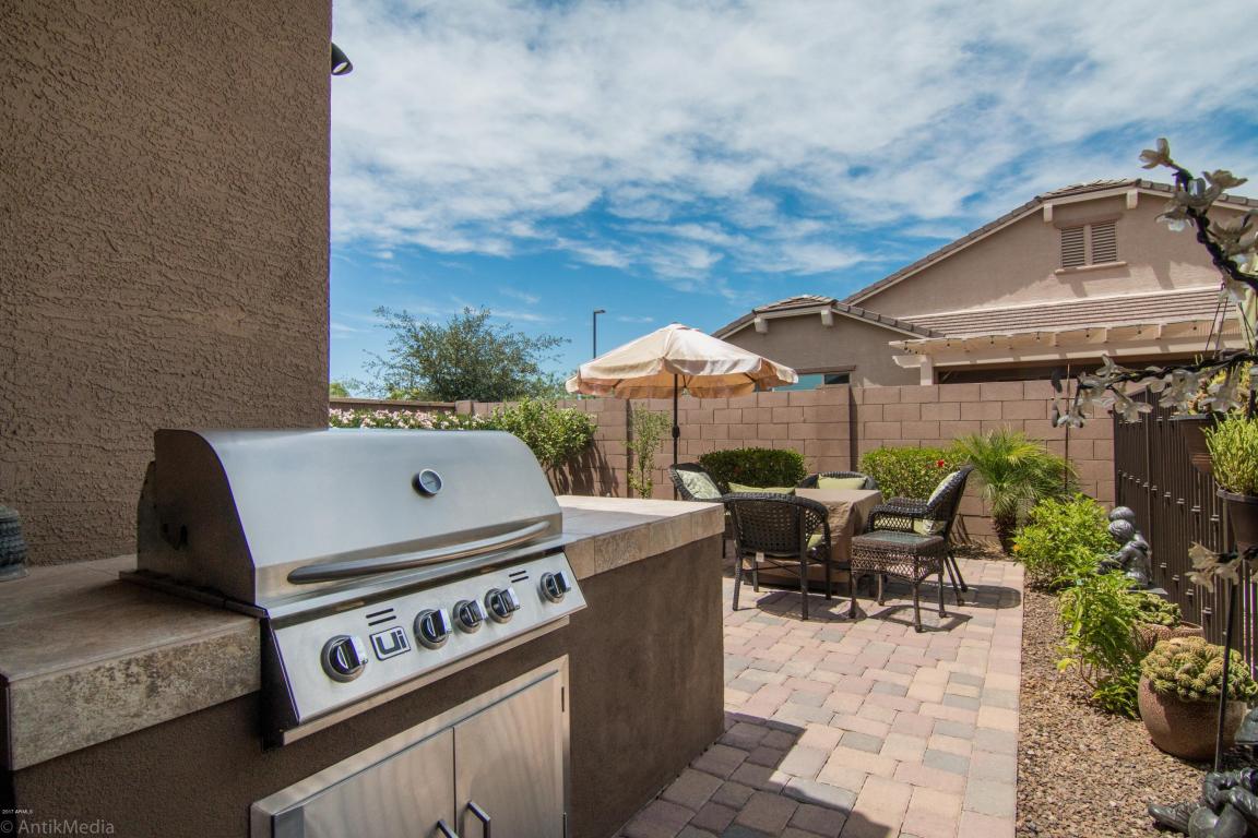 2442 E Plum St, Gilbert, AZ 85298 photo 4
