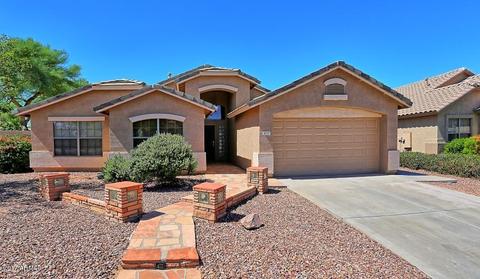 1673 E Carla Vista Dr, Gilbert, AZ 85295