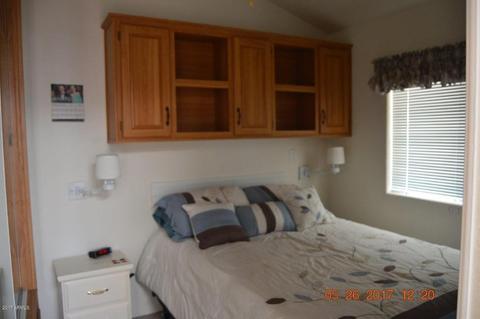 2265 E Hanging Tree Ln, Overgaard, AZ 85933 photo 13