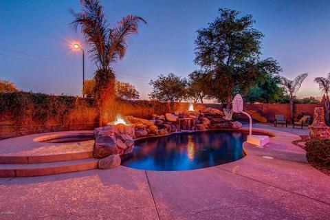 245 E Frances Ln, Gilbert, AZ 85295 photo 5