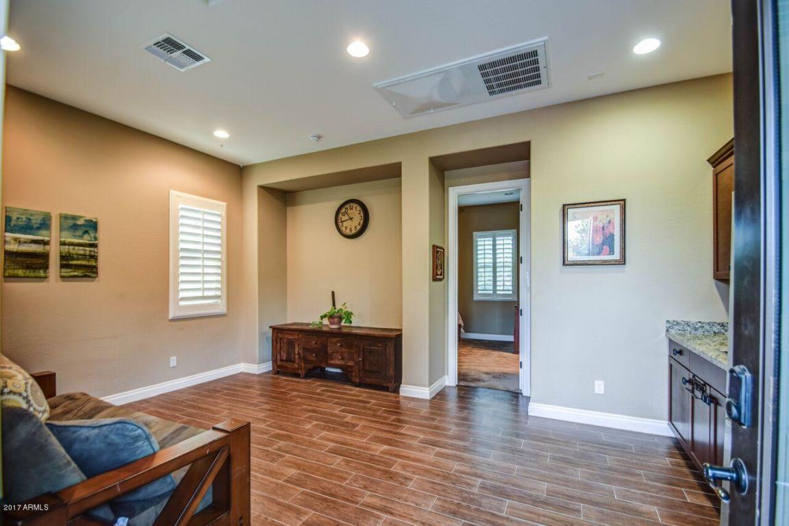 2817 E Clark Dr, Gilbert, AZ 85297 photo 10