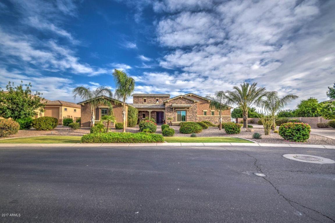 2817 E Clark Dr, Gilbert, AZ 85297 photo 37