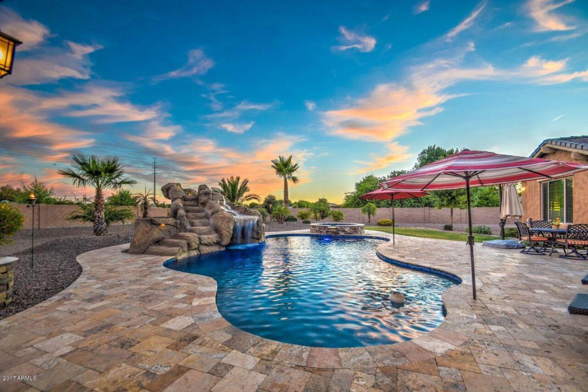 2817 E Clark Dr, Gilbert, AZ 85297 photo 5