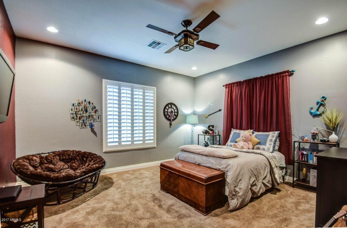 2817 E Clark Dr, Gilbert, AZ 85297 photo 9