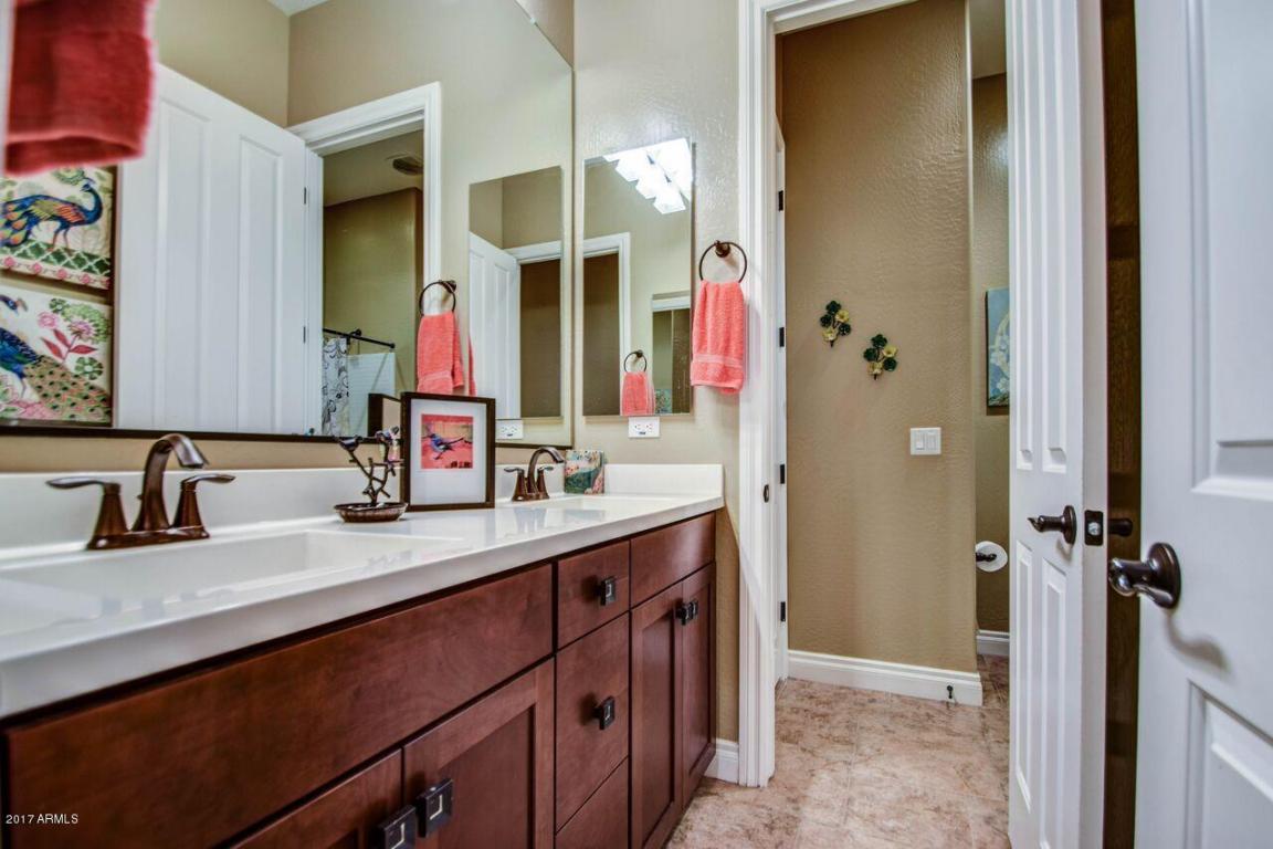 2817 E Clark Dr, Gilbert, AZ 85297 photo 6