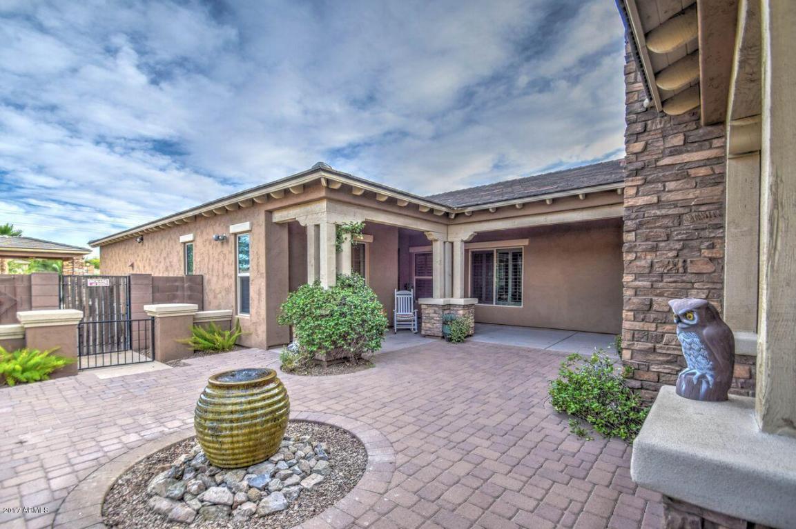 2817 E Clark Dr, Gilbert, AZ 85297 photo 14