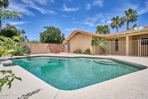 2735 E Sierra St, Phoenix, AZ 85028 photo 4