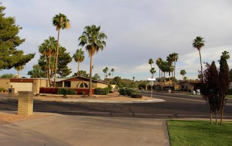 28 E Moon Valley Dr, Phoenix, AZ 85022 photo 15