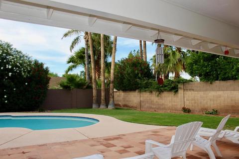 28 E Moon Valley Dr, Phoenix, AZ 85022 photo 10