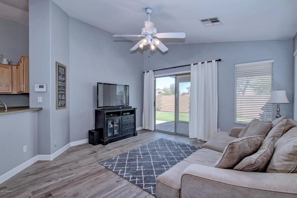 17262 W Apache St, Goodyear, AZ 85338 photo 5