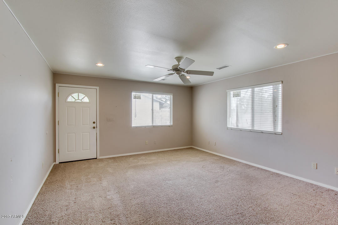 4202 E Walatowa St, Phoenix, AZ 85044 photo 4