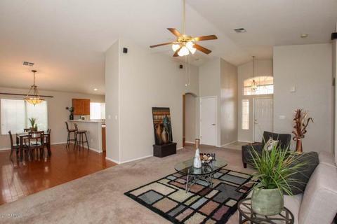 271 E Nunneley Rd, Gilbert, AZ 85296 photo 2