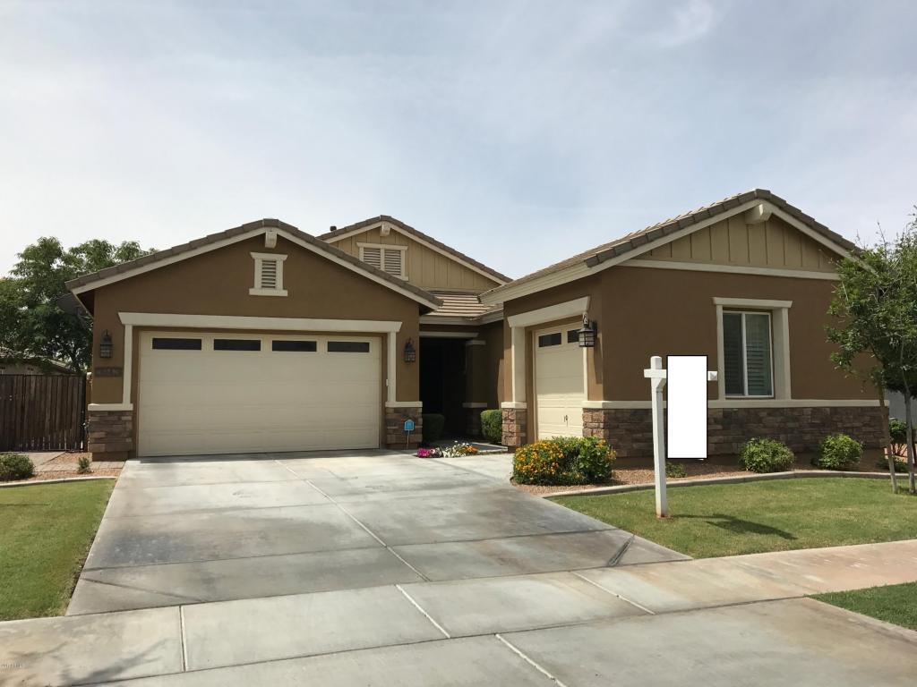 3943 E Amber Ln, Gilbert, AZ 85296 photo 1
