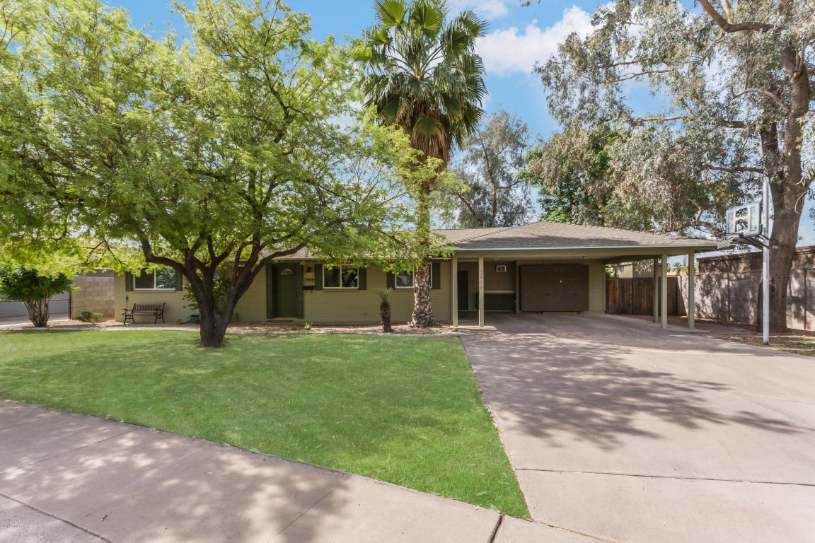 3909 E Whitton Ave, Phoenix, AZ 85018 photo 2