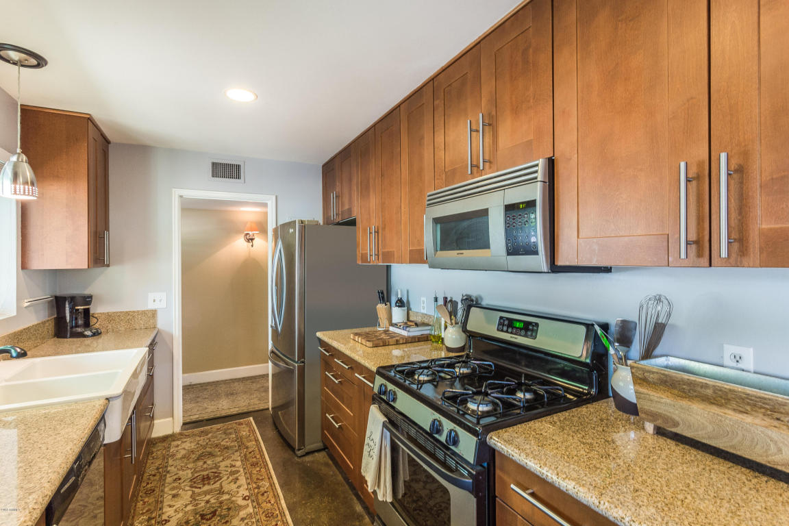 3909 E Whitton Ave, Phoenix, AZ 85018 photo 9